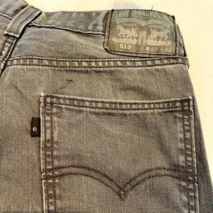 Mens 513 Levi’s size 32x32 gray